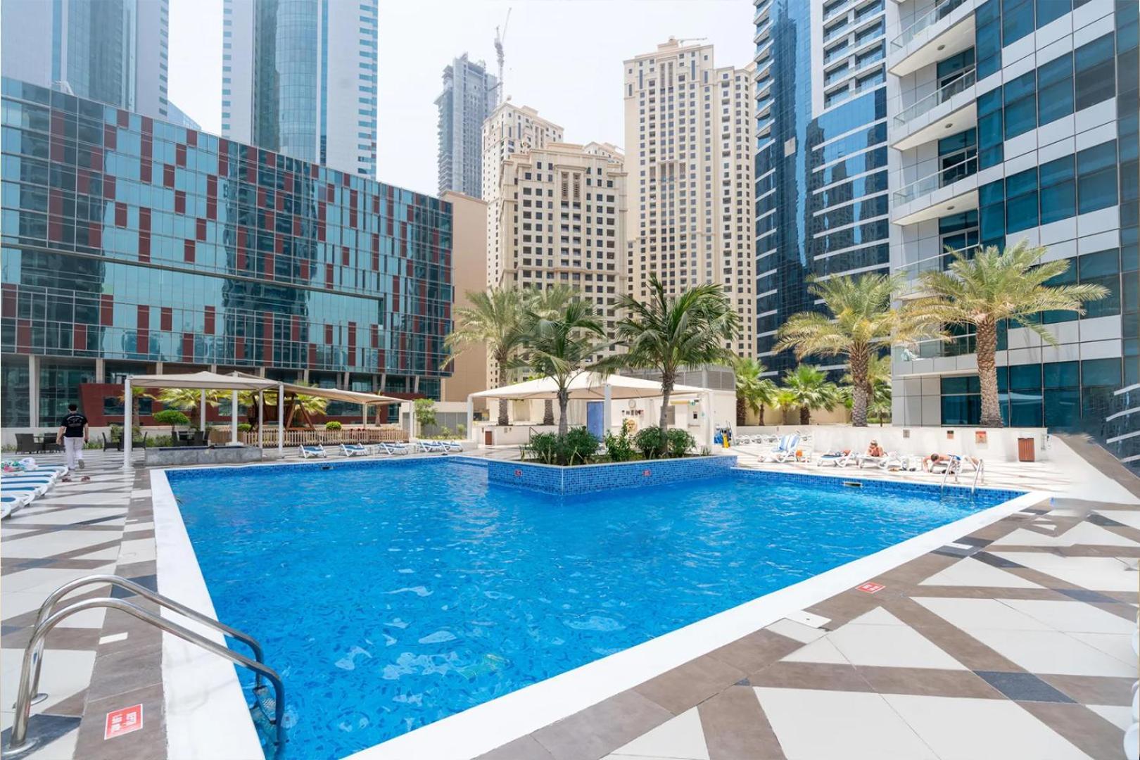 Stylish With Spacious Balcony Walk To Jbr * Dubai