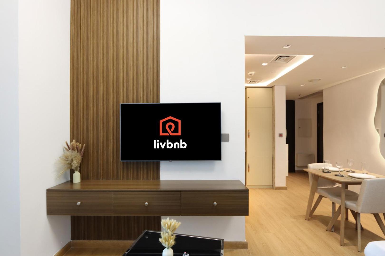 Stylish With Spacious Balcony Walk To Jbr * Dubai